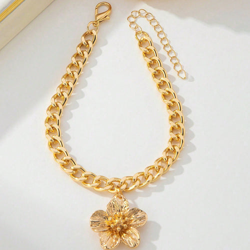 Fashionable and Elegant Golden Flower Anklet for Women