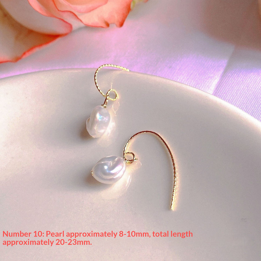 New Natural Freshwater Pearl Stud Earrings - Elegant & Timeless