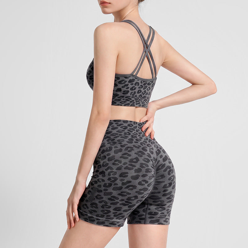 Dopamine Yoga Outfit Set - Back Friendly Yoga Tank & Shorts