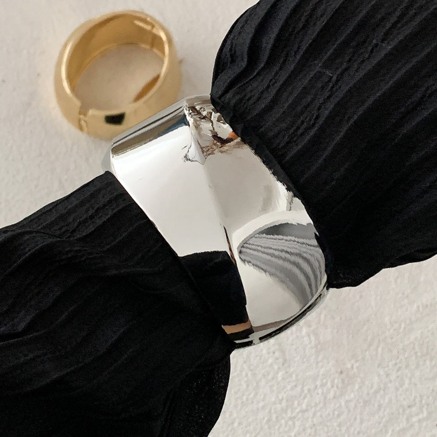 Exaggerated Glossy Fashion Wide Open Bangle for Women