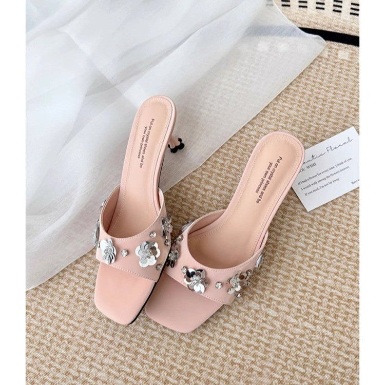2026 New Women French Luxury One-Strap Slide Sandals