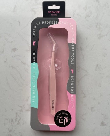 Non-Sticky Lash Tweezers for Perfect Eyelash Application