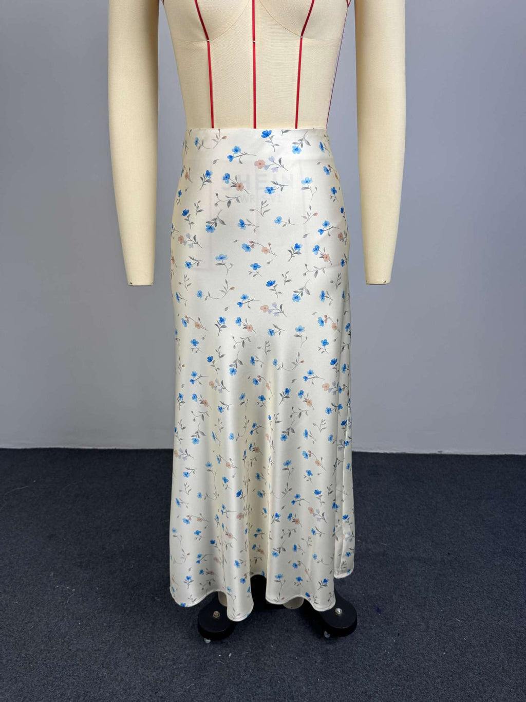 Base Ditsy Floral Print High Waist Satin Mermaid Midi Skirt