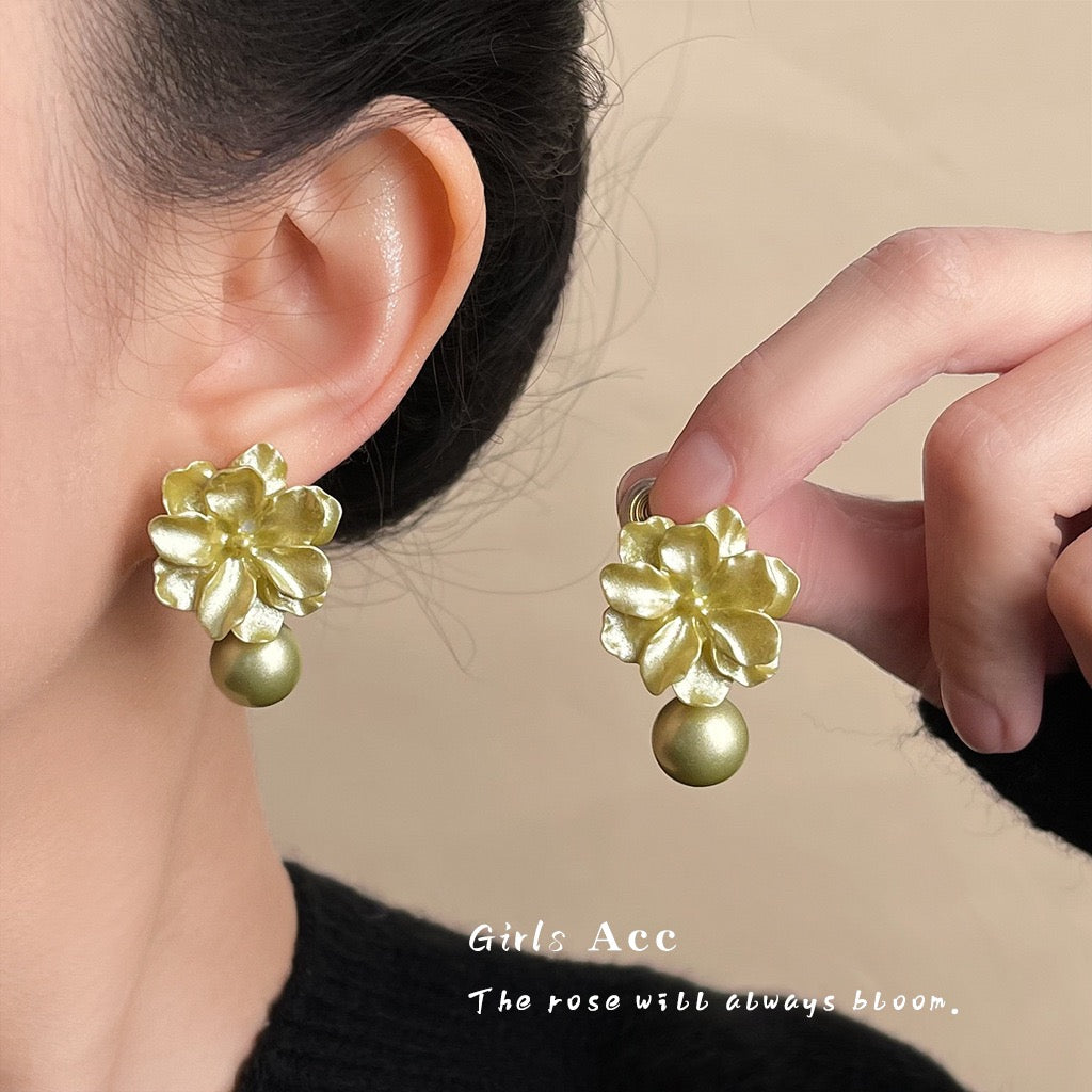 Forest Style Floral Ear Clips - Sweet Coil Clip On Earrings