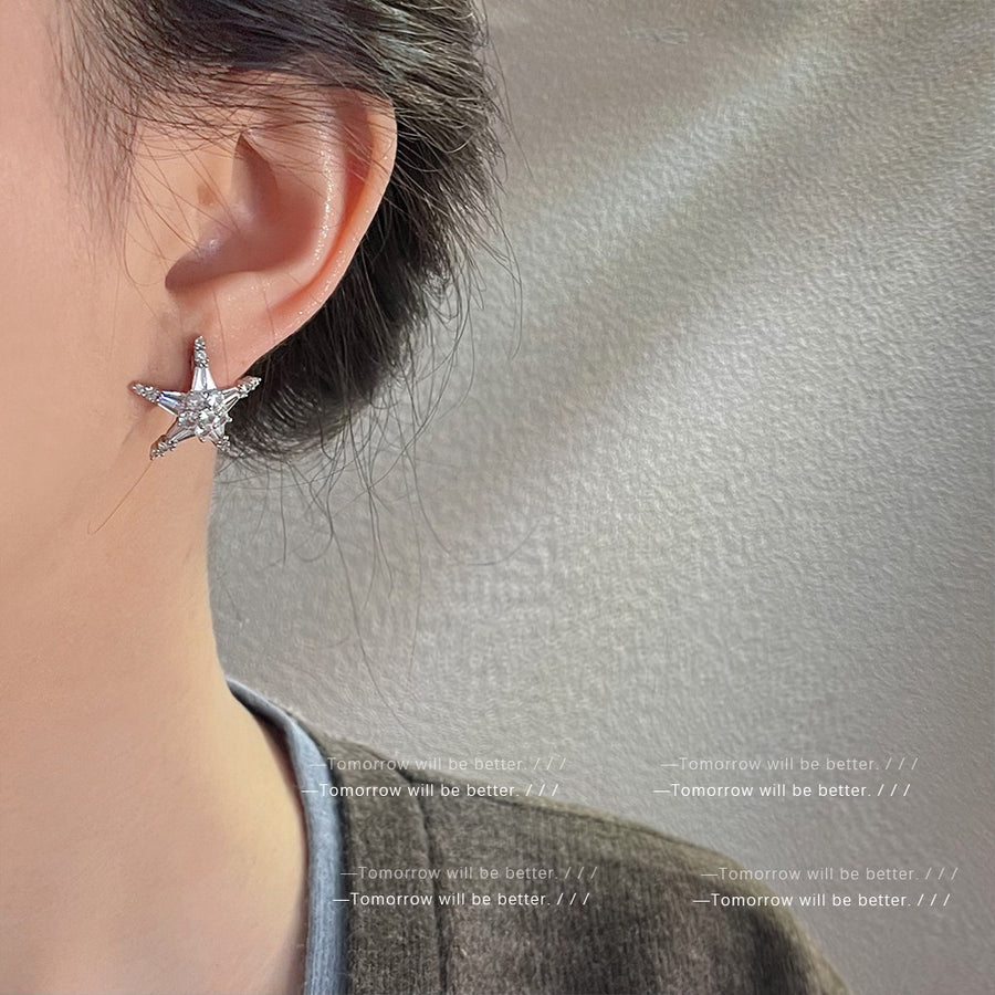 Niche Minimalist Geometric Pearl Coil Ear Clips for Women