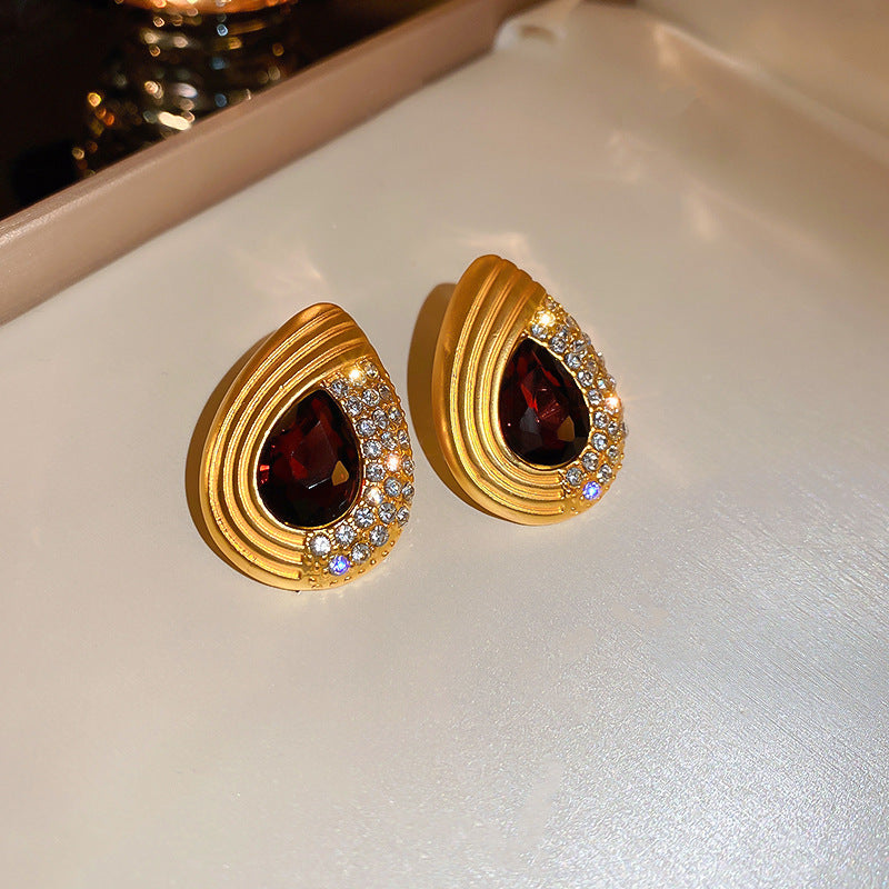 Elegant Medieval Vintage Earrings for Women - Silver Needle Design