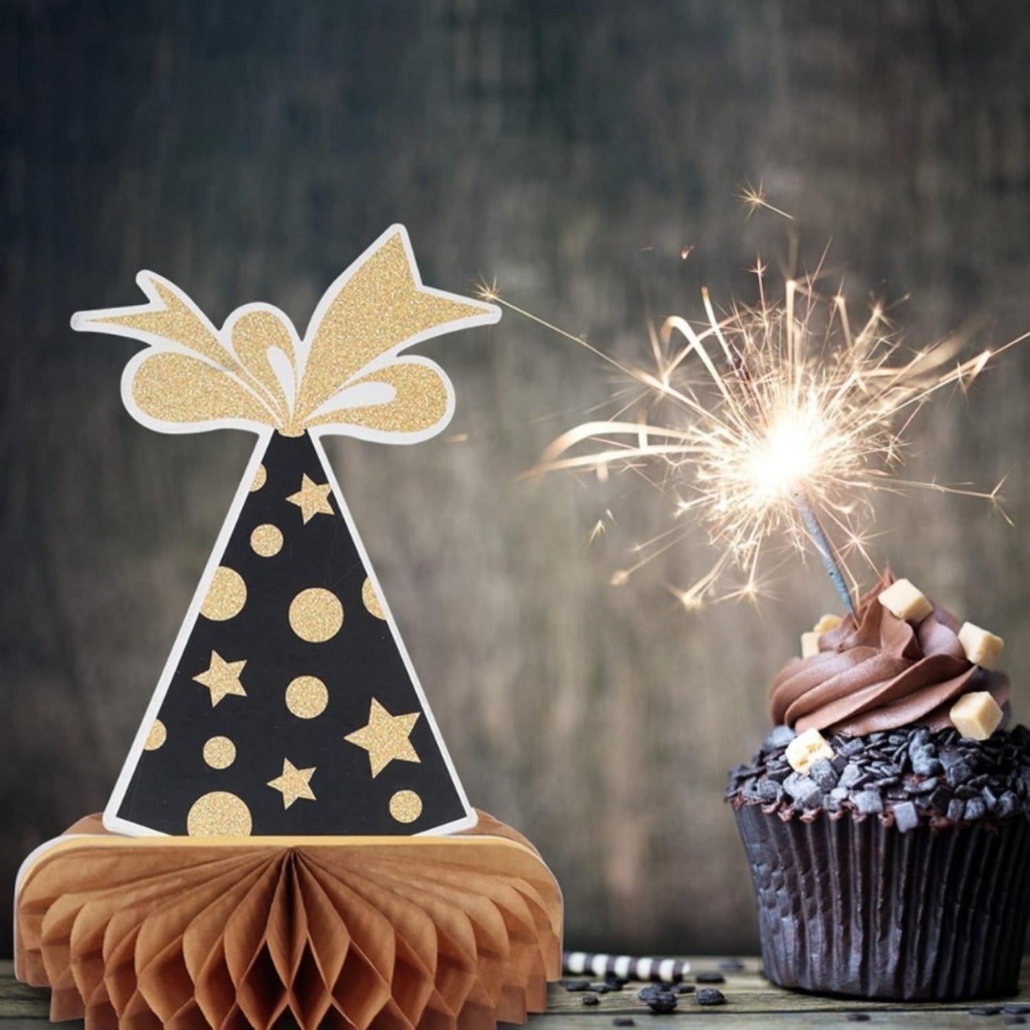 Honeycomb Decoration Set for 40th Birthday - 9-Piece Black and Gold