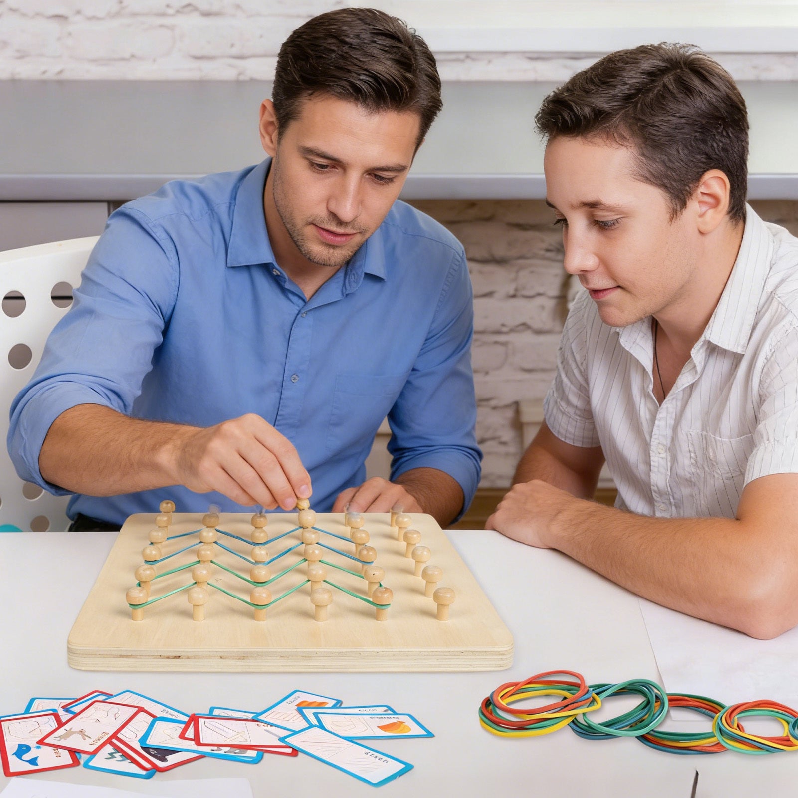 Wooden Geoboard Set with Rubber Bands & 30 Templates