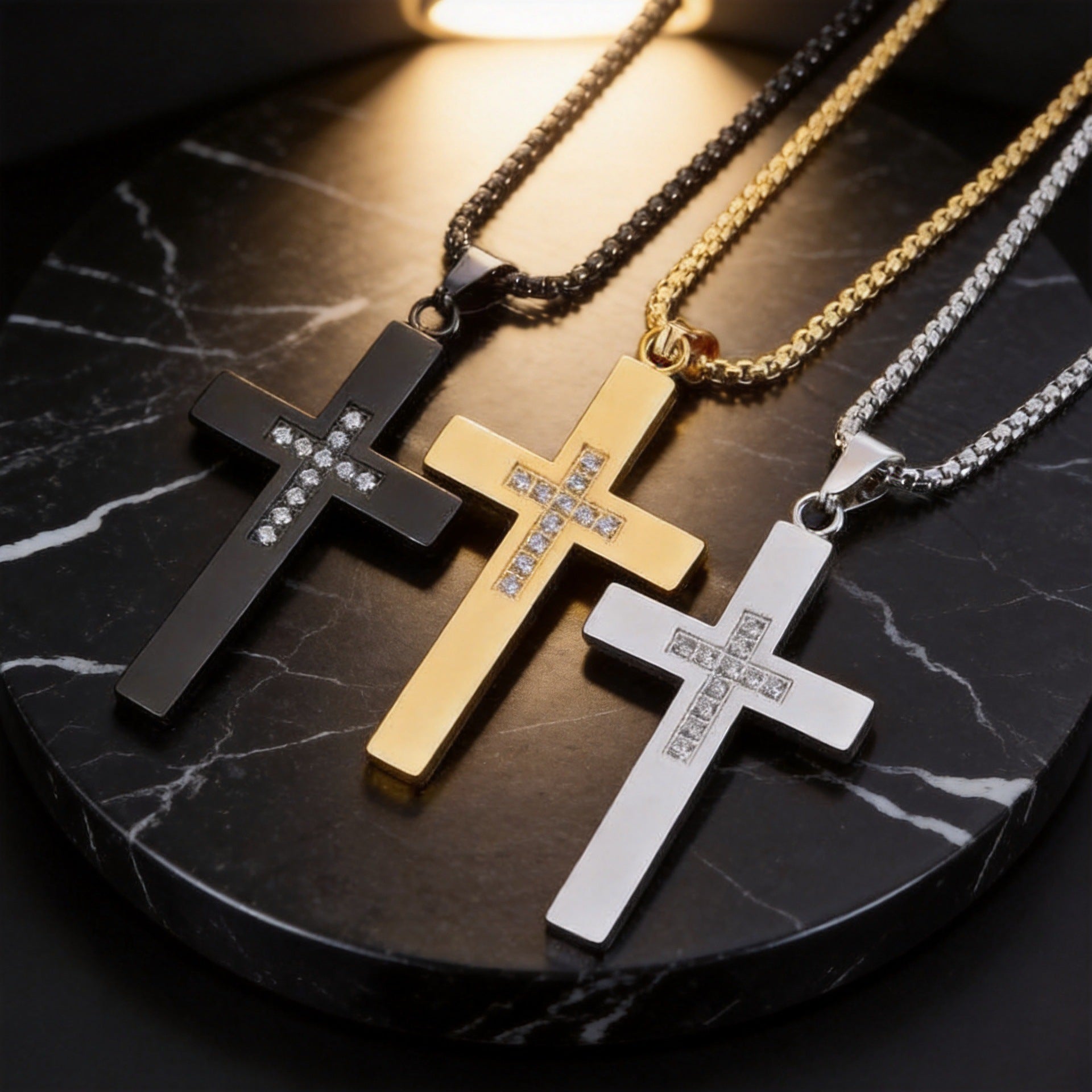 Elegant Gold Necklace with Stainless Steel Pendant & Zircon