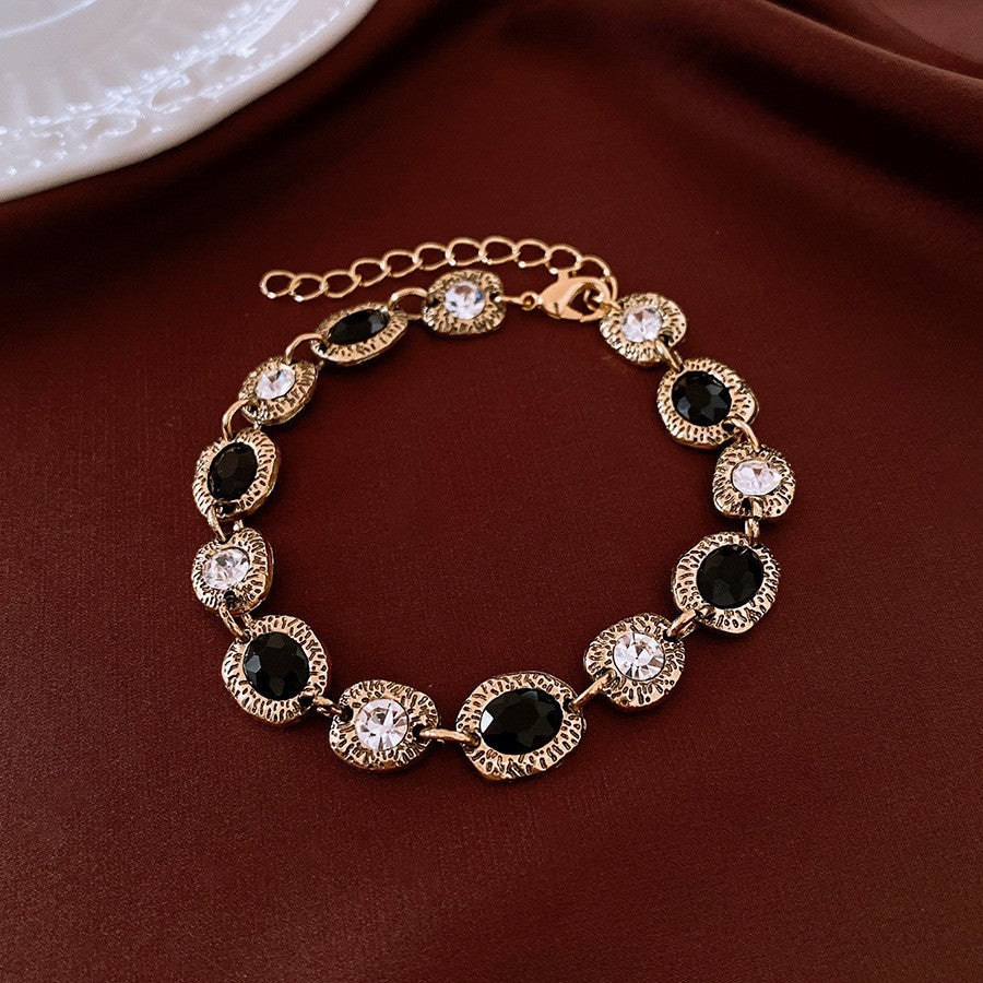 18K Gold Plated Oval Zirconia Buckle Bangle - Elegant Vintage Style