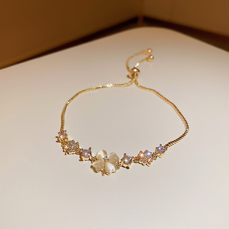 Elegant 18K Gold Plated Cubic Zirconia Magic Circle Bracelet