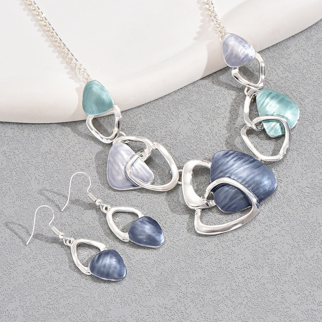 Elegant Round Enamel Drop Earrings & Clavicle Necklace Set