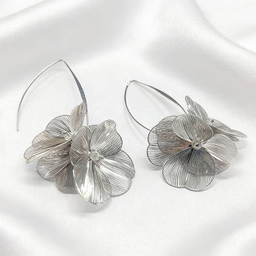 Elegant Cross-Border European Earrings for Women