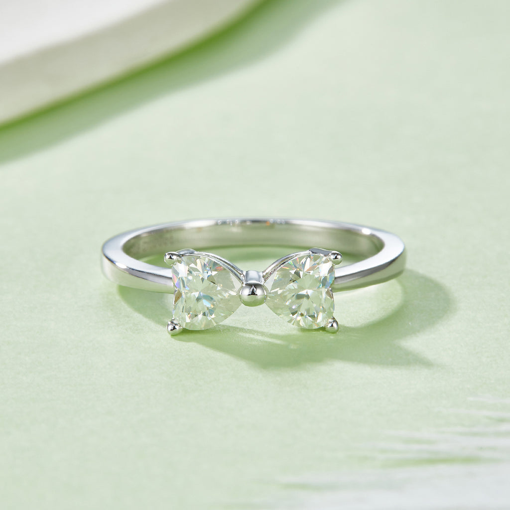 Heart Bow Tie Moissanite Promise Ring - D Color VVS1