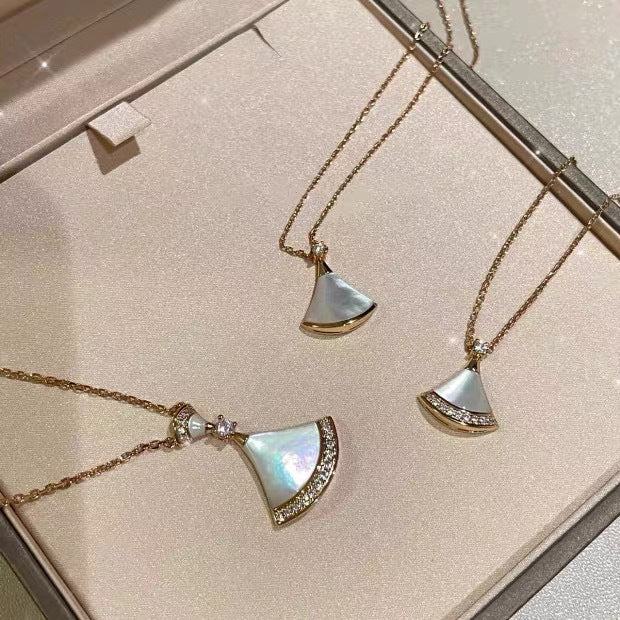 Elegant Light Luxury Fan Skirt Pendant Necklace for Women