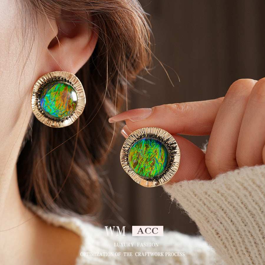 Vintage Fashion Round Resin Stud Earrings - Light Luxury Style