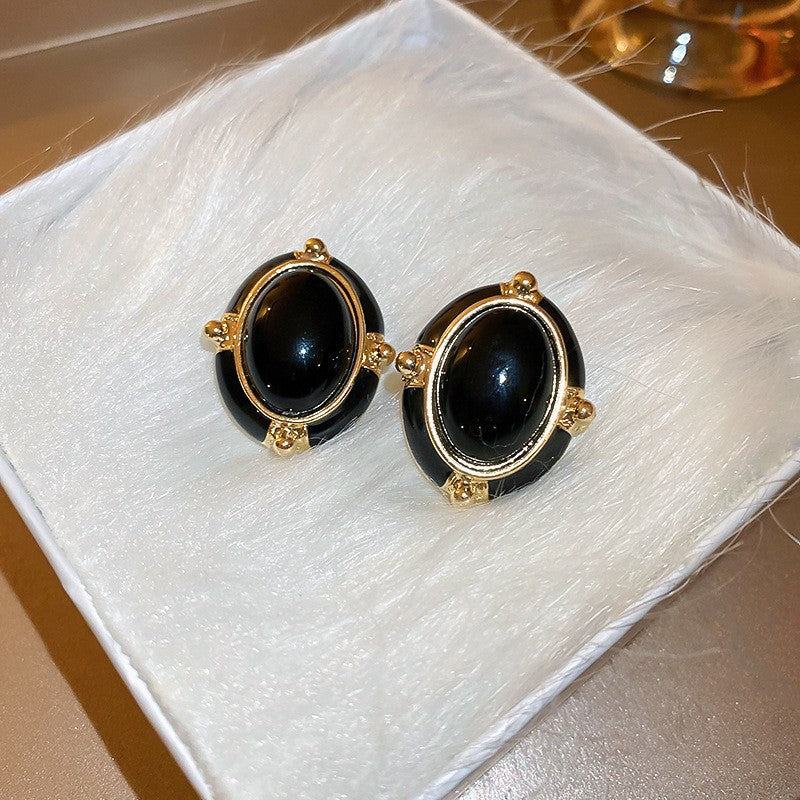Wholesale Vintage Geometric Earrings - Floral Design Jewelry