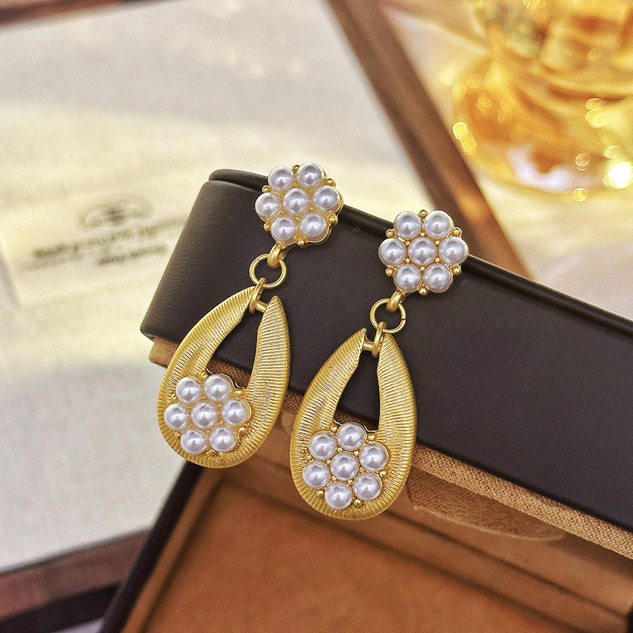 Retro Floral Enamel Stud Earrings - Elegant Ear Jewelry