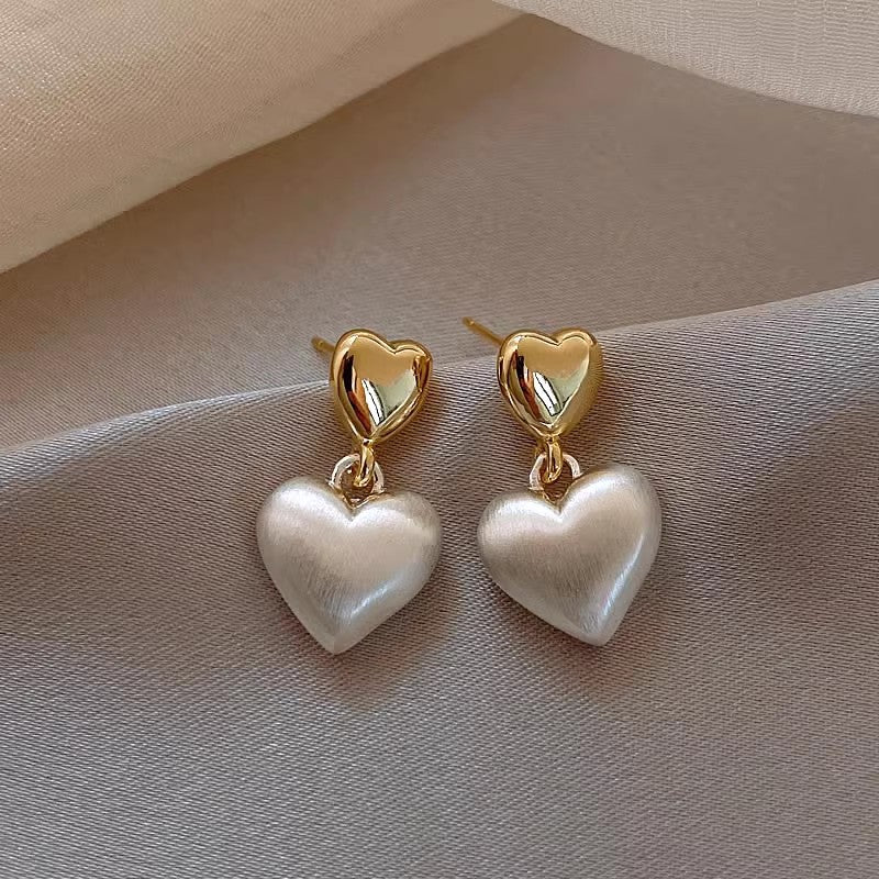 Sleek Design 925 Silver Pearl Stud Earrings for Women