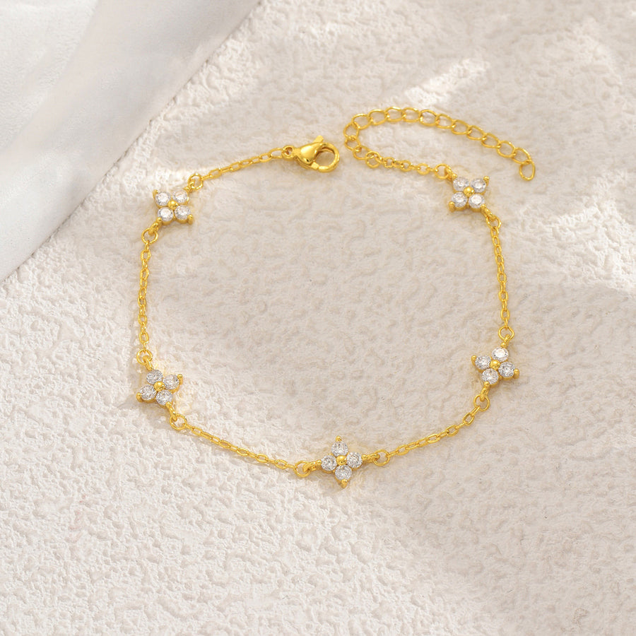 Elegant Geometric Four-Leaf Clover Bangle for Women
