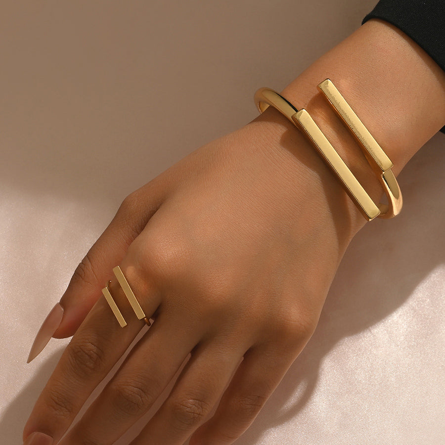 Cross-border Women Jewelry Set: Bangle & Luxury Ring