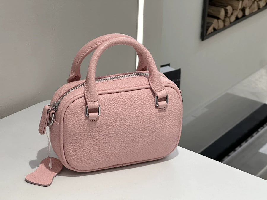 Light Luxury Women's Handbag - Stylish Tote for Every Occasion