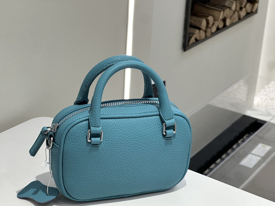 Light Luxury Women's Handbag - Stylish Tote for Every Occasion