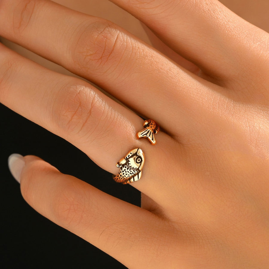 Vintage European American Women Finger Ring - Geometric Design