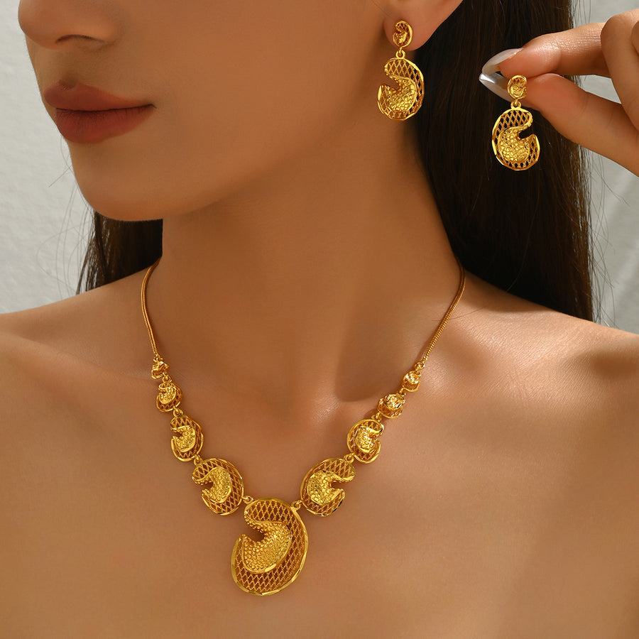 Elegant 2Pcs Jewelry Set: Gold Necklace & Earrings for Women