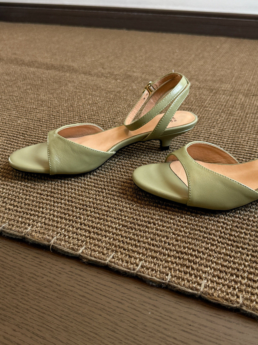2026 Summer New Women Gentle Retro Sandals - Green