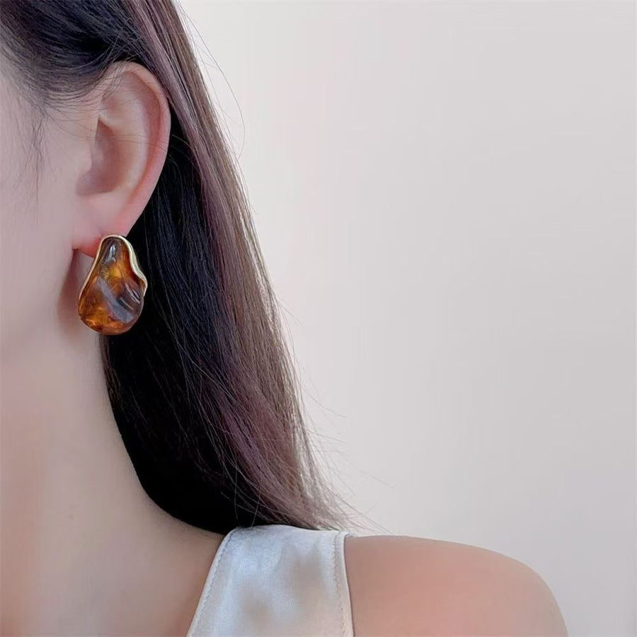 Retro Brown Stud Earrings - Chinese Style Maillard Resin Alloy