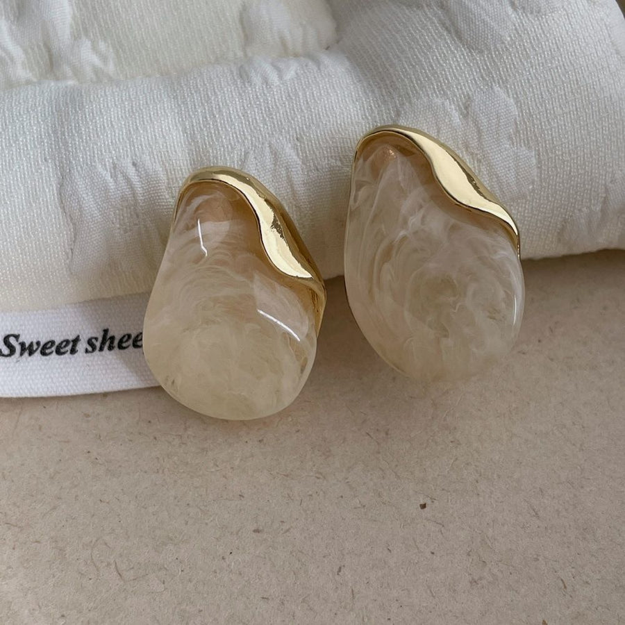 Retro Brown Stud Earrings - Chinese Style Maillard Resin Alloy