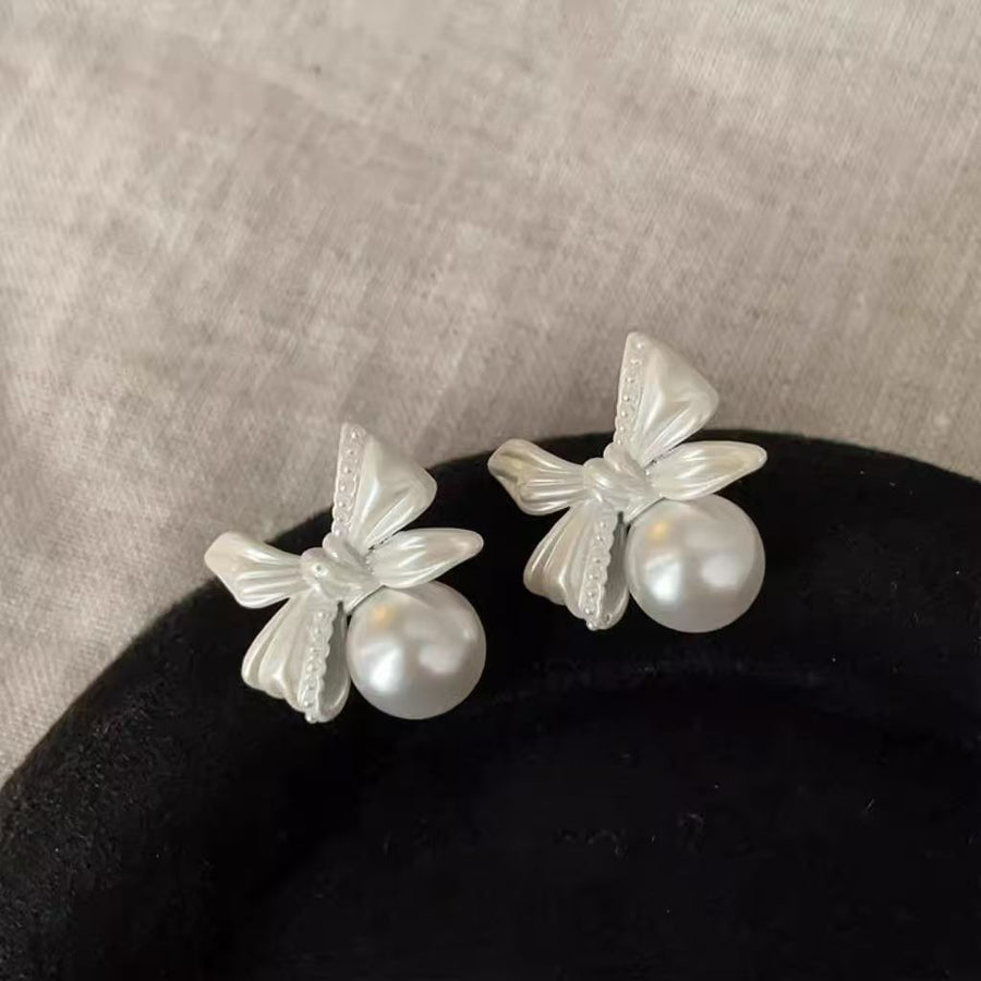 Elegant French Vintage White Pearl Bow Earrings
