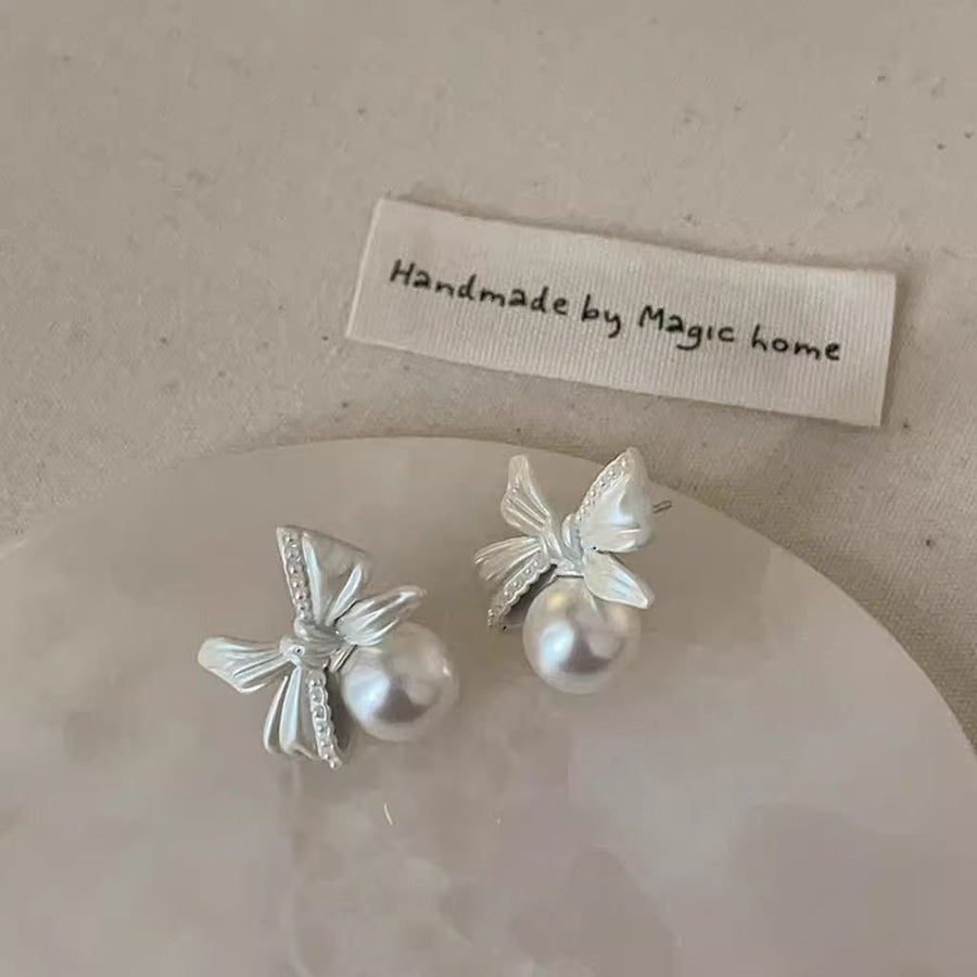 Elegant French Vintage White Pearl Bow Earrings