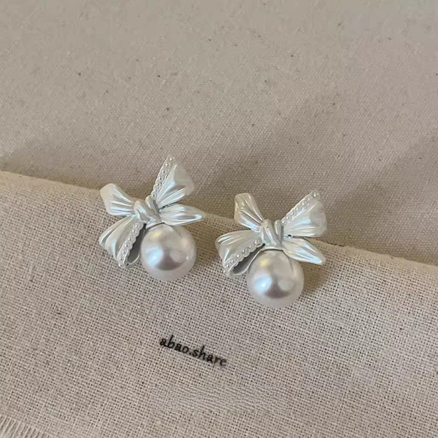 Elegant French Vintage White Pearl Bow Earrings