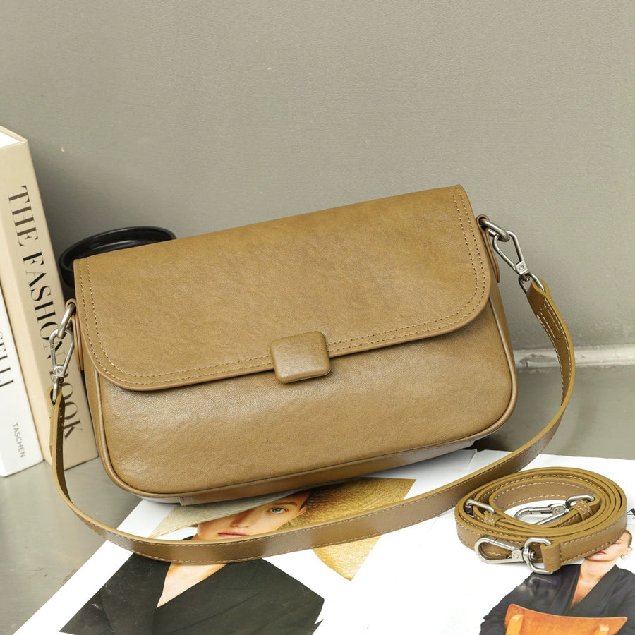 Real Leather Women's Bag - Stylish Crossbody for Commuting