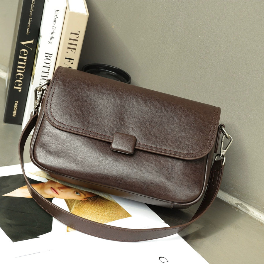 Real Leather Women's Bag - Stylish Crossbody for Commuting