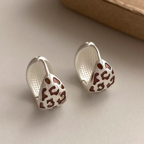 Elegant Vintage Leopard Print Round Bead Ear Cuffs for Daily Wear