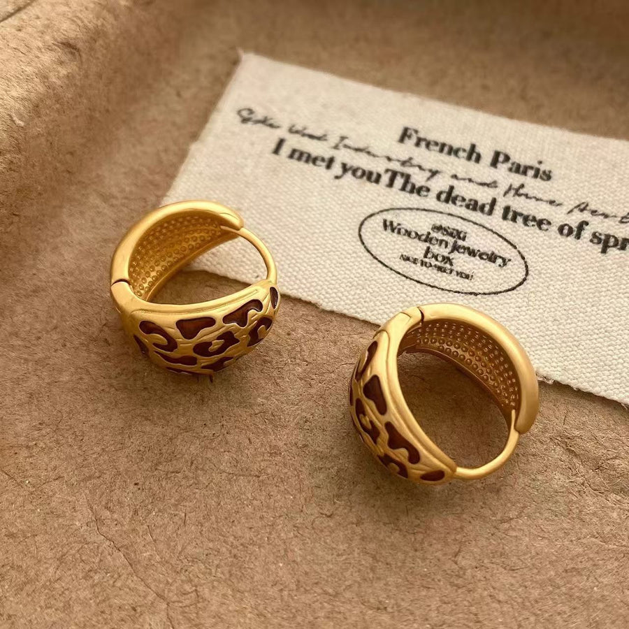 Elegant Vintage Leopard Print Round Bead Ear Cuffs for Daily Wear