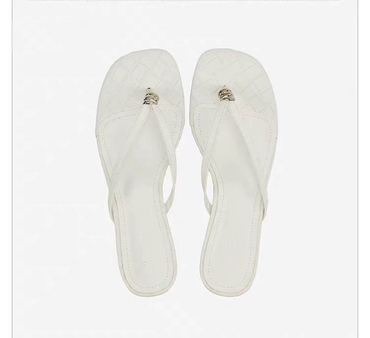 Women's French Vintage Woven Texture Flip Flops - Sandals