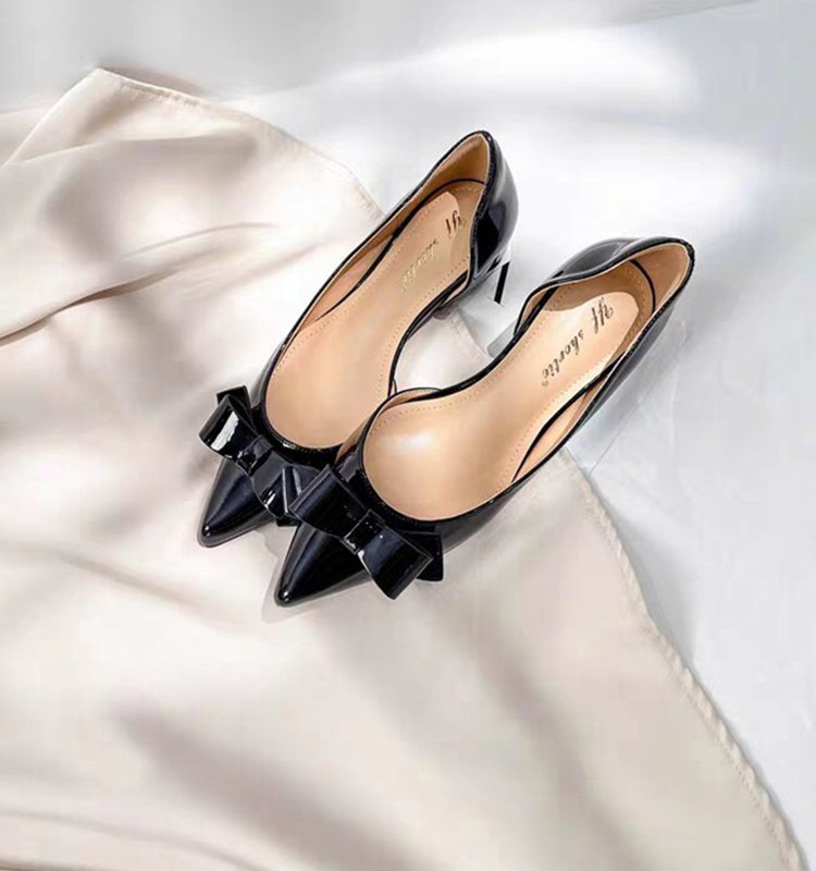 Stunning Patent Leather Bow Side Cutout Sandals for Women