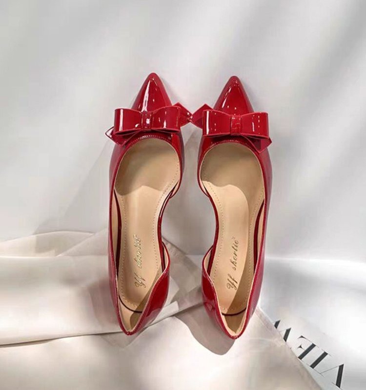 Stunning Patent Leather Bow Side Cutout Sandals for Women
