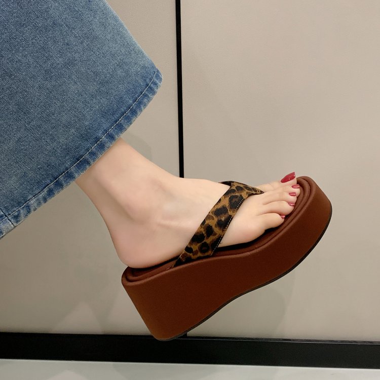 Women's Leopard Print Flip Flops - Elevated Platform Sandals