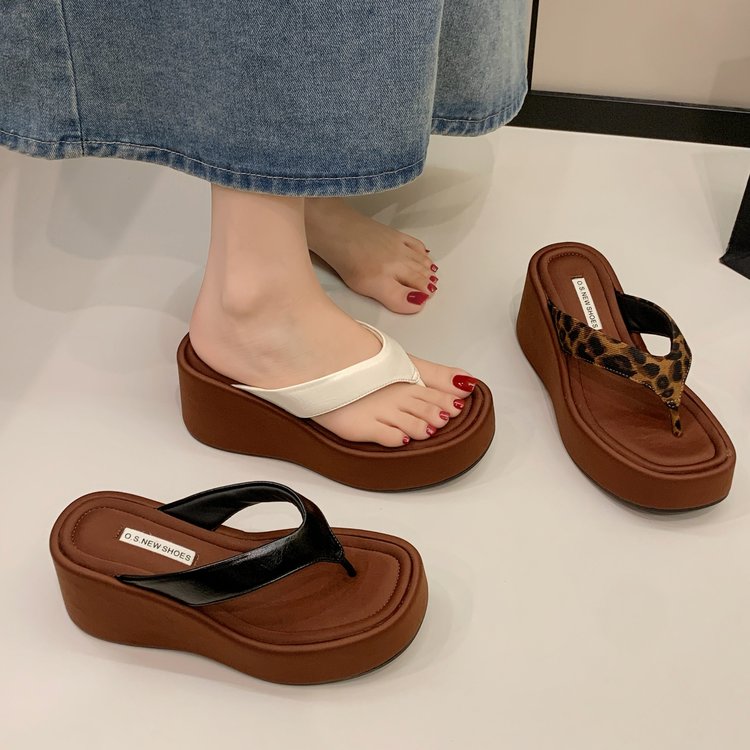 Women's Leopard Print Flip Flops - Elevated Platform Sandals