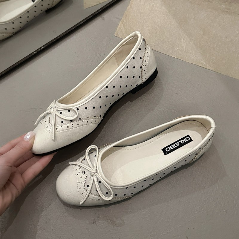 Women Vintage Polka Dot Brogue Ballet Flats for Casual Elegance