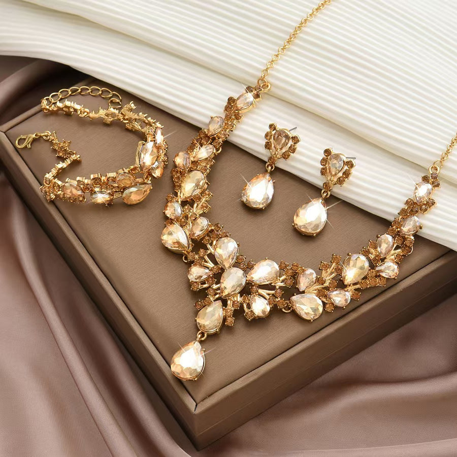 Exaggerated Rhinestone Bridal Necklace & Earring Set for Dress
