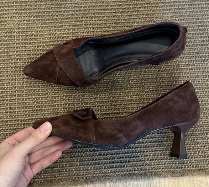Women's French Retro Pointed Toe High Heels for Elegance