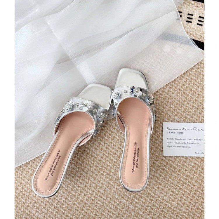 2026 New Women French Luxury One-Strap Slide Sandals