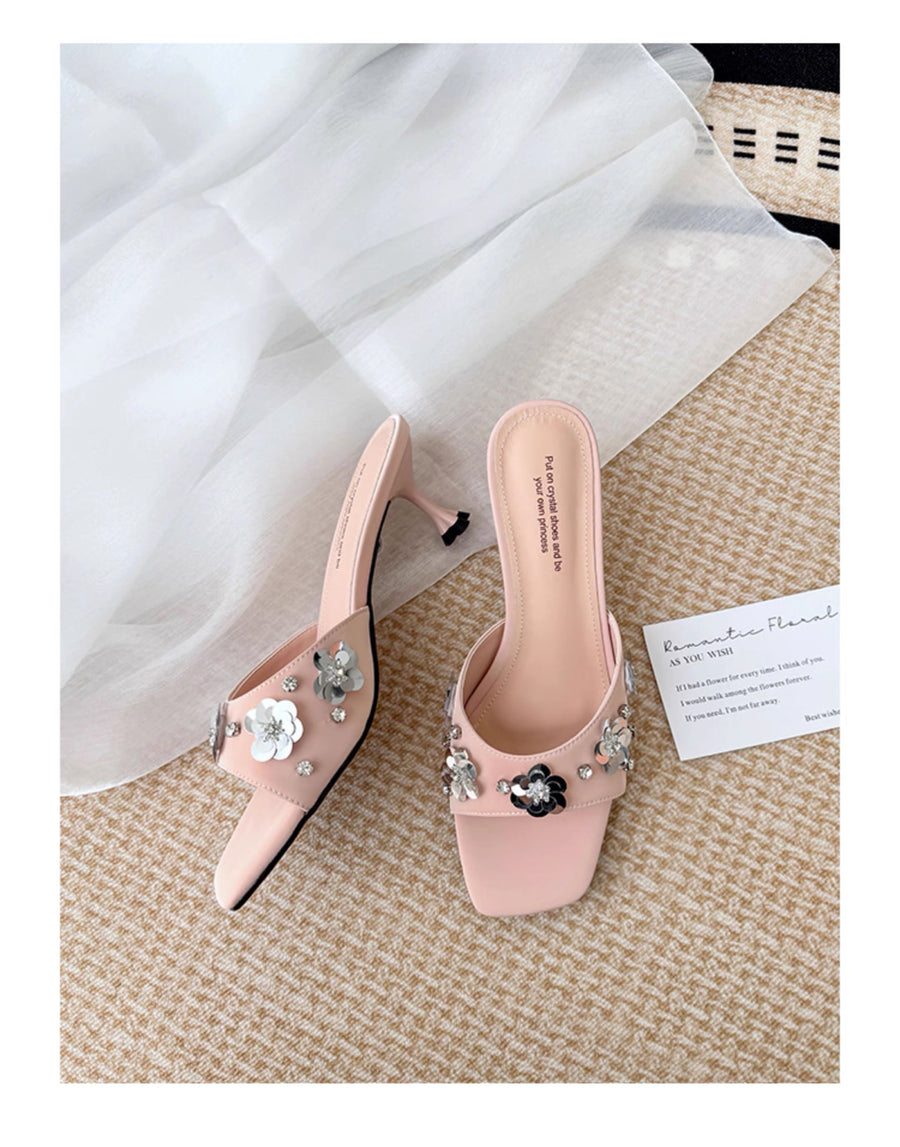 2026 New Women French Luxury One-Strap Slide Sandals