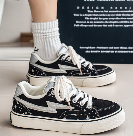 2026 New Women's Sneakers - Fashionable & Versatile Lace-ups